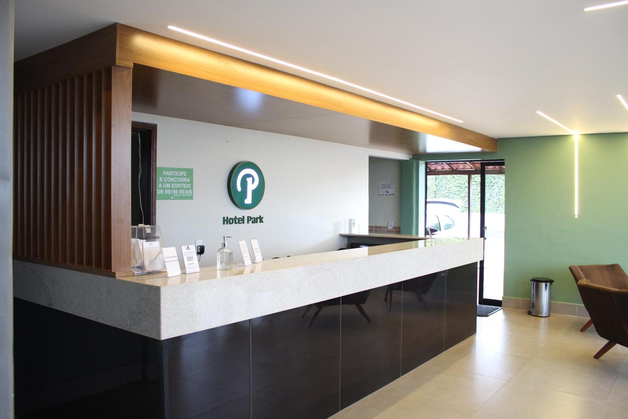 Hotel Park Valparaiso de Goias Kültér fotó